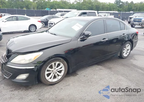2013 Hyundai Genesis 3.8 z USA, uszkodzony, nr VIN KMHGC4DD8DU256567